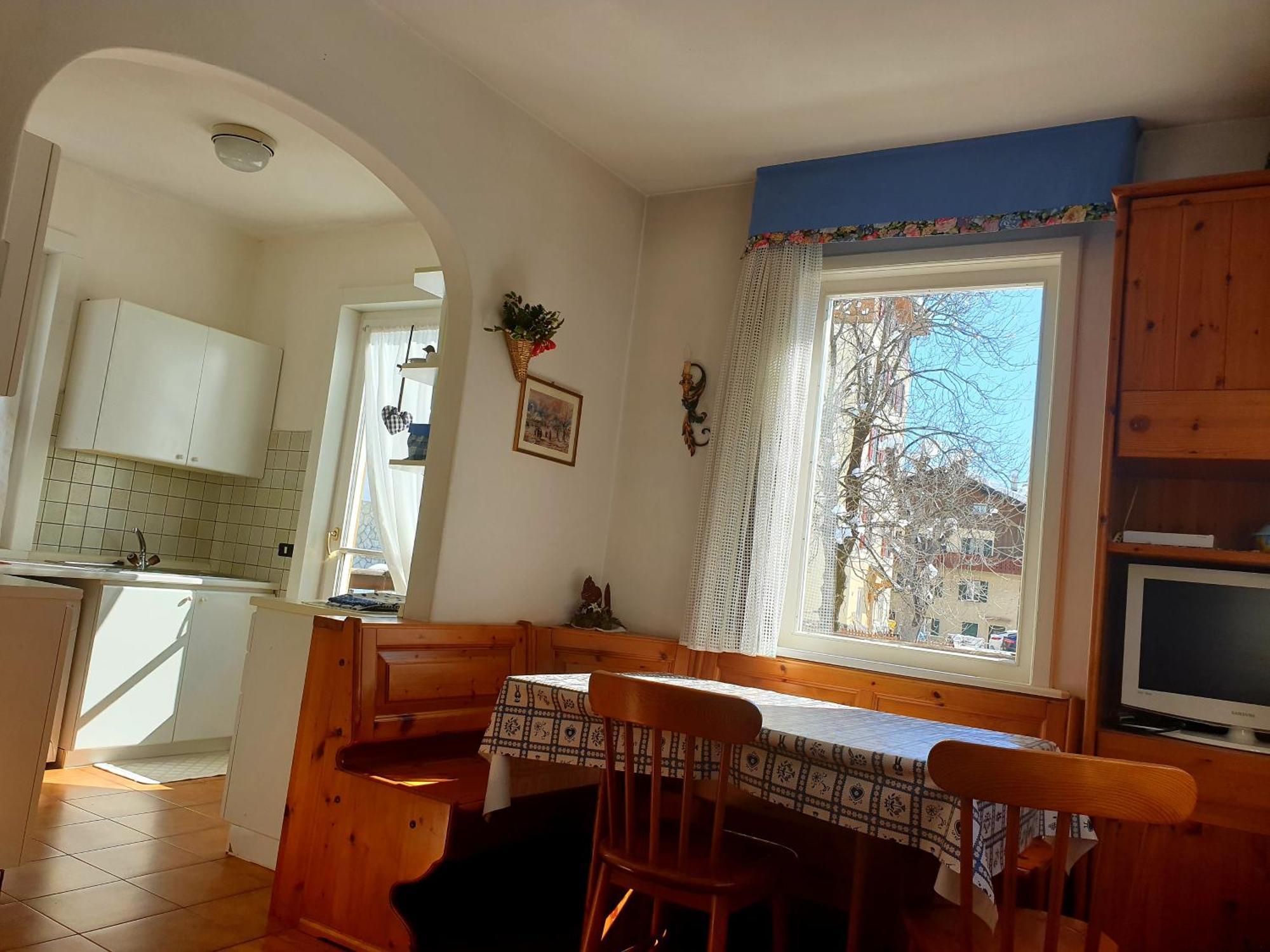 Luminoso Ed Accogliente, Centralissimo Appartamento Indipendente コルティーナ・ダンペッツォ エクステリア 写真